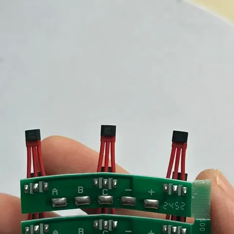 Placa sensor Hall do motor citycoco/scooter 120° (3144/41F, 3 sensores, 5 fios)