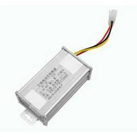 Conversor de tensão DC-DC 36 V a 72 V para 12 V 10 A (120 W) citycoco